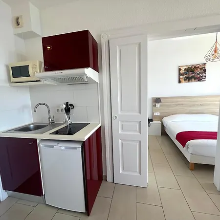 L'azur Des Calanques - T2 Avec Piscine Chauffee & Vue Exceptionnelle- Parking & Wifi 阿雅克肖