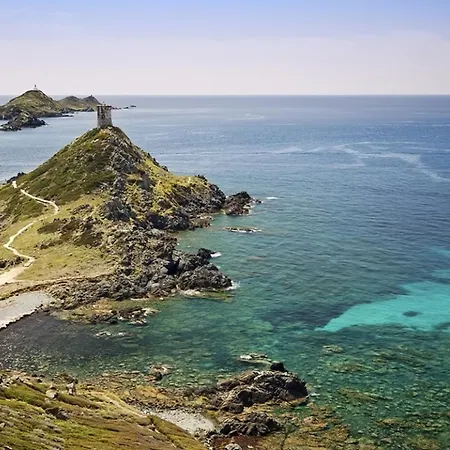 Appartement T2 Avec Piscine Chauffée - Vue Exceptionnelle- Les Calanques Routes Des Sanguinaires- Parking Inclus&wifi Ajaccio (Corsica)