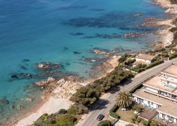 T2 Avec Piscine Chauffée - Vue Exceptionnelle- Les Calanques Routes Des Sanguinaires- Parking Inclus&wifi *