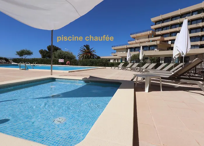 Appartement T2 Avec Piscine Chauffée - Vue Exceptionnelle- Les Calanques Routes Des Sanguinaires- Parking Inclus&wifi